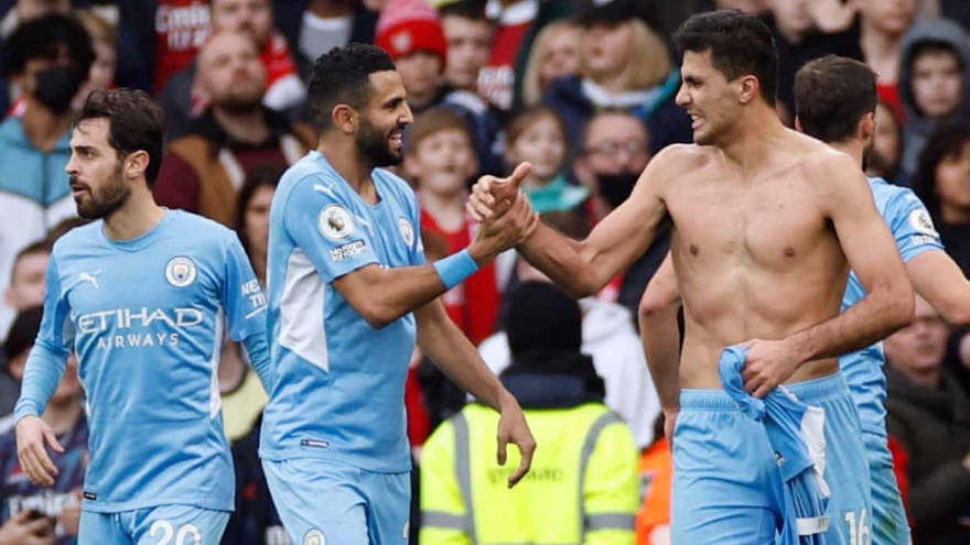 Rodri ghi bàn phút 90+3, Man City lội ngược dòng thắng 10 người của Arsenal